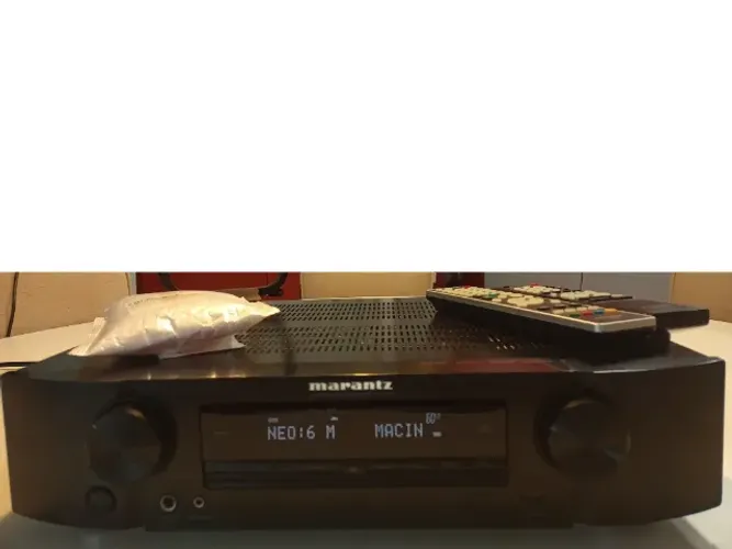 Receiver slim Marantz NR-1403