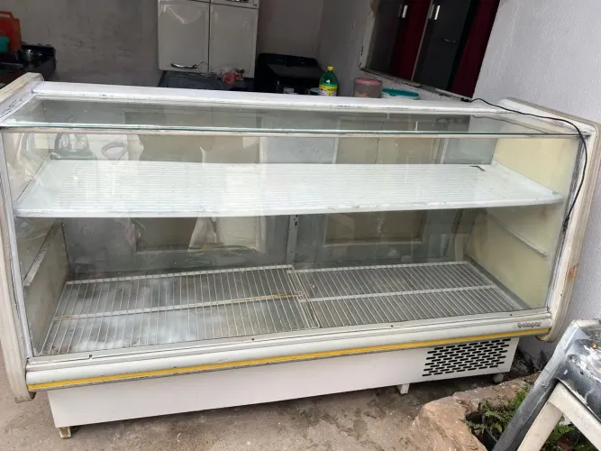 Freezer balcão expositor