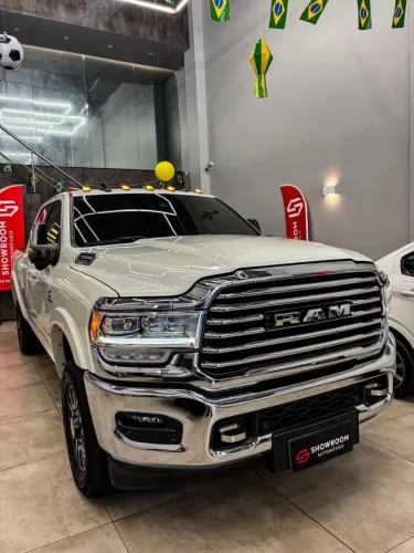 Ram 3500 Limited Longhorn 6.7 TB CD Diesel 2024