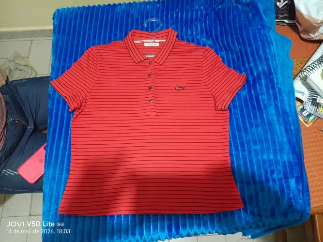 blusa listrada lacoste