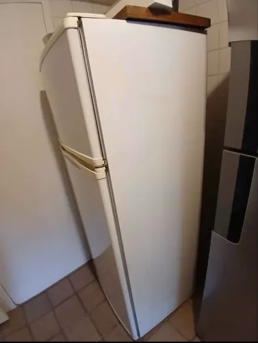 DOAÇÃO DE GELADEIRA