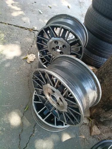 Rodas liga leve com detalhes cromado 4 x 100