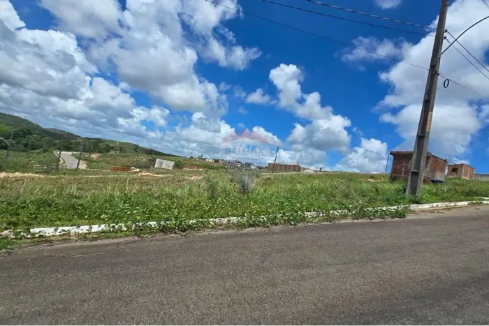 Terreno Imperdível em Garapu: 200m² por Ótimo Preço No Loteamento Dharma Ville