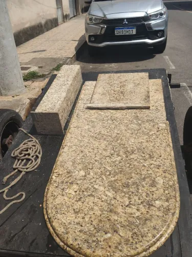 Bancada semi nova 150x70 de granito