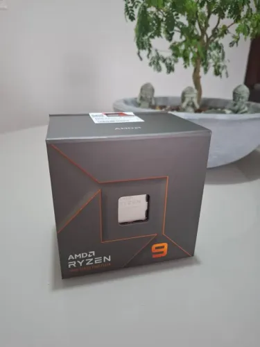 Gigabyte B650I Aorus Ultra, AMD Ryzen 9 7900X, Corsair Vengeance 32GB, 2x16GB, DDR5, 7200m