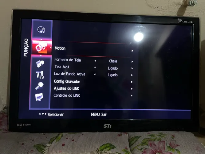 -   TV Semp Toshiba 40" LED Full HD (Com Conversor Digital Integrado) + Controle