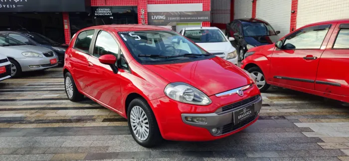 Fiat Punto Essence 1.6 Flex 16V 5P 2015