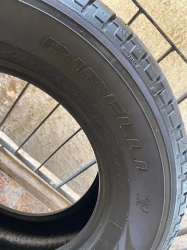 Pneu 265/65/17 Pirelli Scorpion STR semi novo unidade valor mínimo