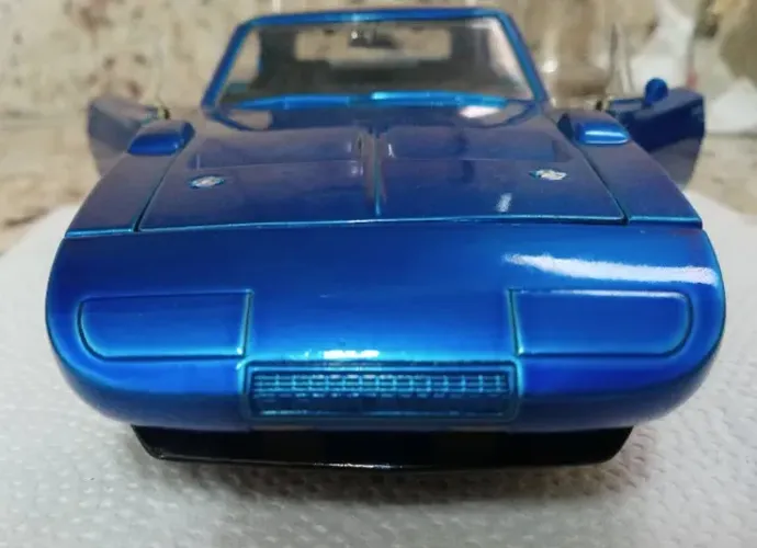 Dodge Charger Daytona 1969 Jada Toys 1:24 azul