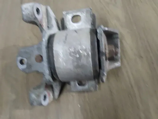 Coxim do motor VW G5 Voyage gol esquerdo