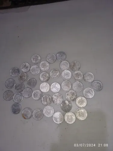 Moedas nacionais da década de 1960, 1,00 cruzeiro em alumínio. Lote com 40 peças 