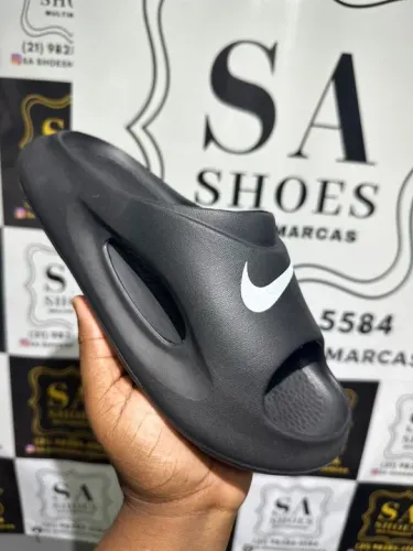 Slide Nuvem Nike -36/37 ao 42/43