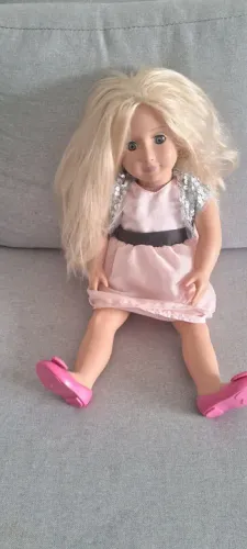 Bonecas importadas