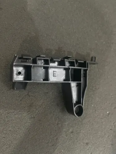 Guia do pára-choque dianteiro New Fit 09/12. Esquerdo 