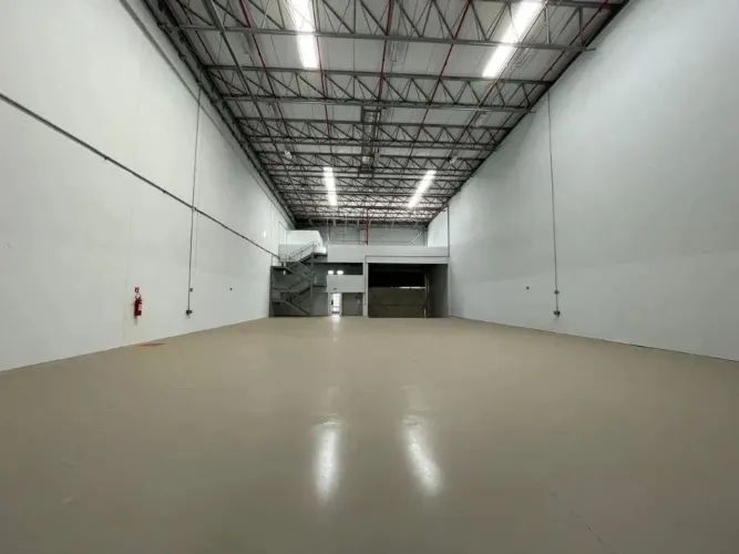 Galpão para alugar em Jandira, Polo Industrial Jandira II, com 1100 m², Condomínio Empresa