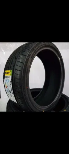 Pneu 225 40 18 Importado novo em até 10x de R$44,00 no cartão de crédito