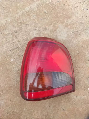 Lanterna traseira VW Gol bola G2 