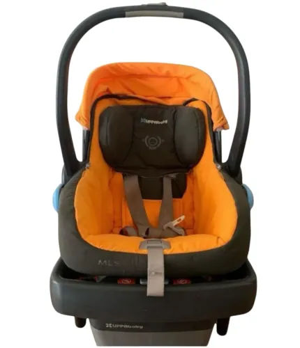 Cadeirinha de Bebê UPPAbaby Mesa