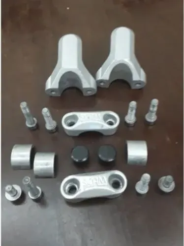Riser de guidom original marca Scam BMW f800 Triumph 800