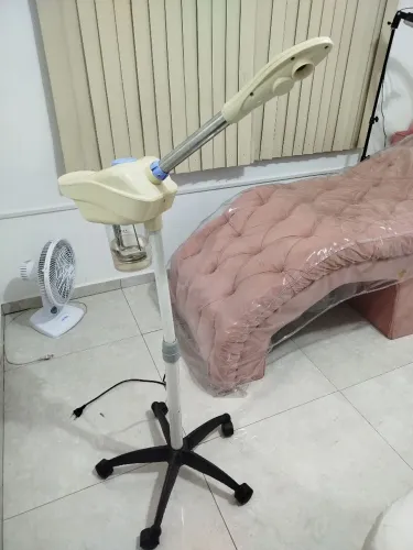Vapor de ozônio para tratamento facial e capilar 