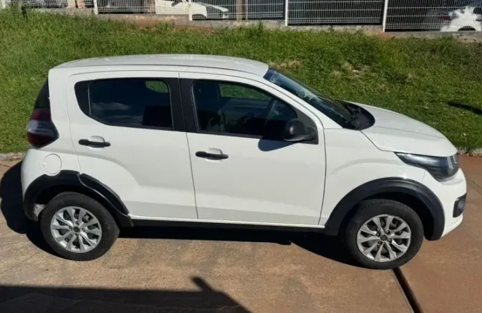 Fiat Mobi Like 1.0 Fire Flex 5P. 2020