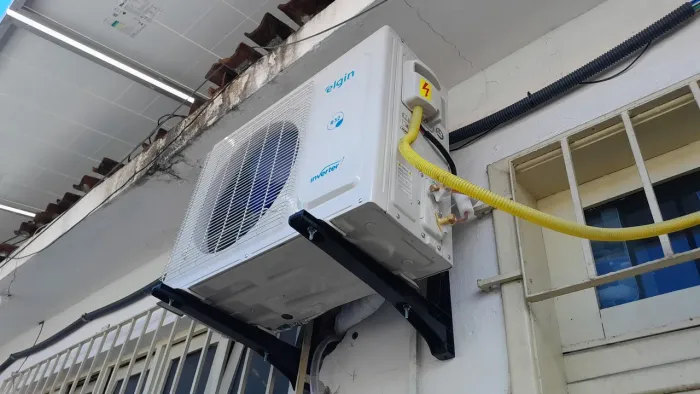 Instalador de ar condicionado, limpeza e manutenção geral