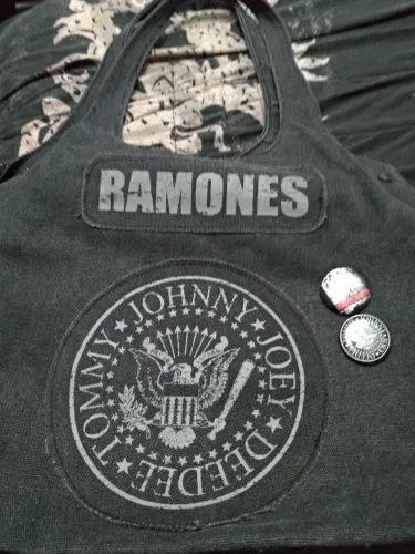 Bolsa do Ramones nova