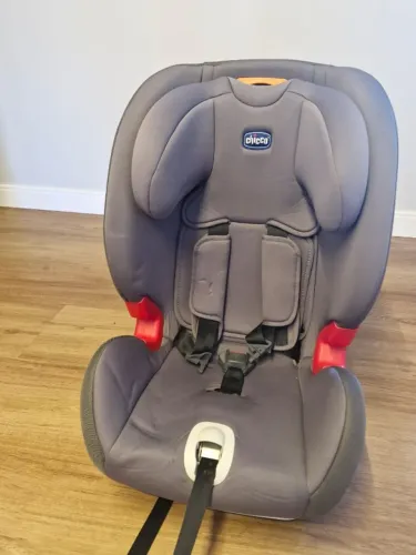 Cadeira para carro Chicco Youniverse De 9 a 36 kg