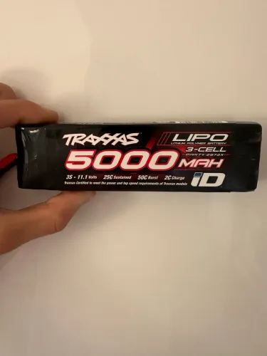 Bateria Traxxas 3s pouco usada 