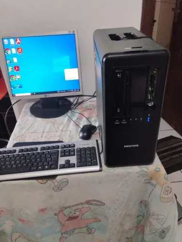 Computador semi novo core 2 duo _ 4 de ram _ 250 HD _ windows 10