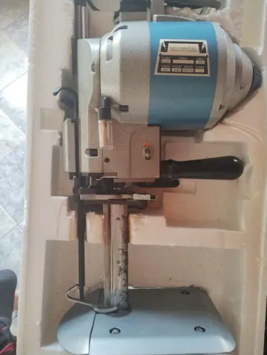 Máquina de Cortar Tecido Industrial - Mill Special