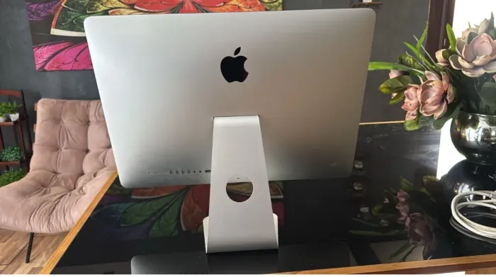 iMac 21 Polegadas 2015 i5 em perfeito estado!