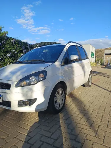 Fiat Idea Attractive 1.4 Fire Flex 8V 5P 2013