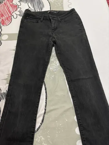 Levis CALÇA