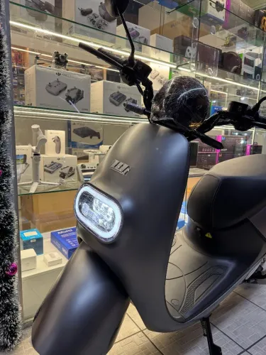 Scoter eletrica, patinete eletrico, moto eletrica
