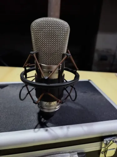 Microfone Behringer B-1 Condensador Cardioide 