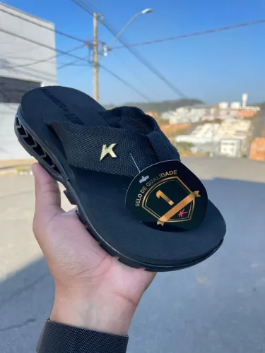 Chinelo kenner primeira linha