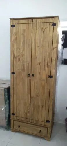Guarda roupa 2 portas em madeira