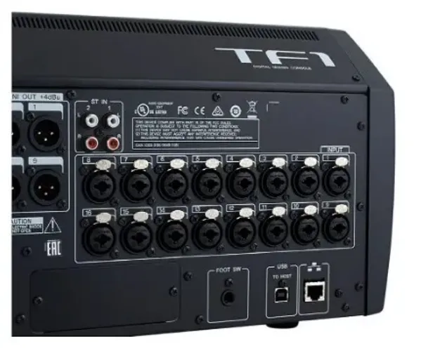 Mesa de Som Yamaha TF1 16 Canais