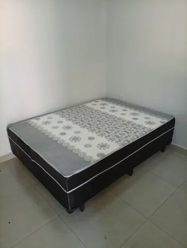 Cama casal base e colchão
