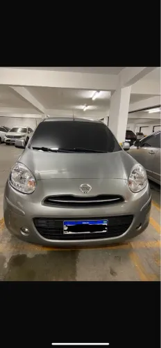 Nissan March SR 1.6 16V Flex Fuel 5P 2014