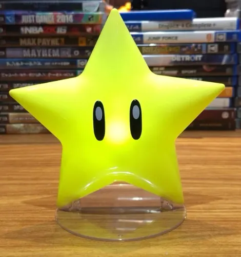 Luminária Super Star do Super Mario Original