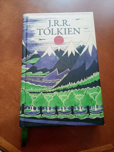 O HOBBIT - J.R.R. Tolkien (Capa Dura)
