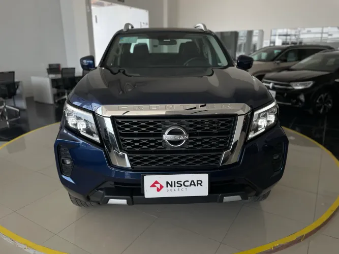 Nissan Frontier XE CD 4X4 2.3 Bi-TB Diesel Aut. 2025