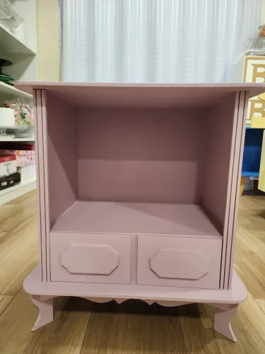 Vendo mesa de MDF na cor lilás