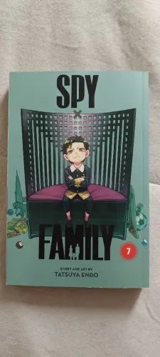 Mangá SPYxFAMILY vol. 7 em INGLÊS
