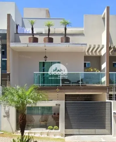 Lindíssimo Triplex em Localização Privilegiada- Centro- Cascavel-PR