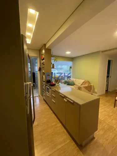 Apartamento a venda na Vila Marina 2 quartos.