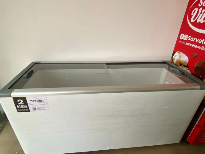 Freezer Horizontal para Sorvetes 550 litros Fricon - Novo