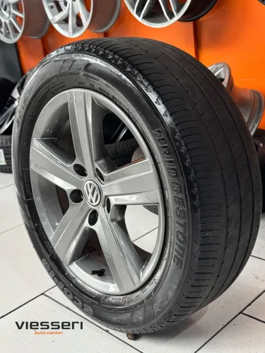 Jogo de rodas e pneus usados - Original VW Golf - aro 16 + Pneus Bridgestone
